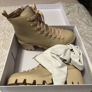 SCHUTZ Xayane Bootie waterproof